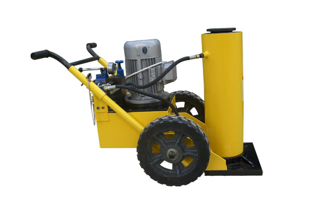 �Ƅ�(d��ng)ʽ��܇�C(j��)